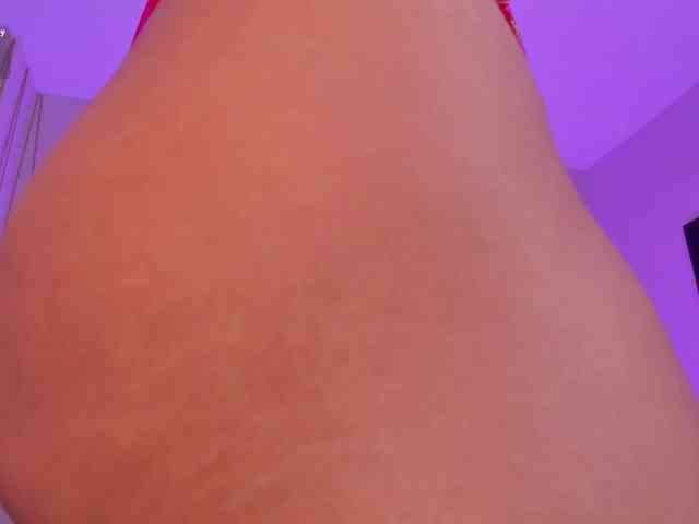AmbarJames webcam