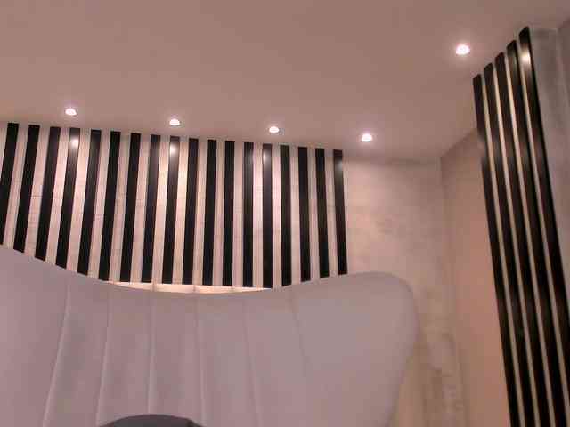 AmbarJames webcam