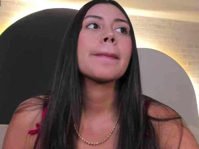 AmbarJames webcam