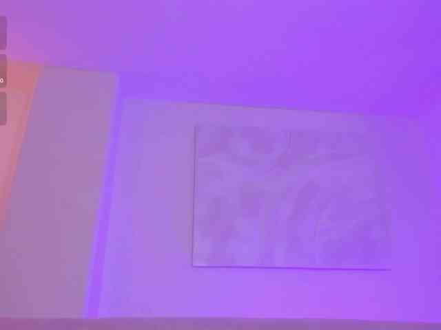 AmbarJames webcam