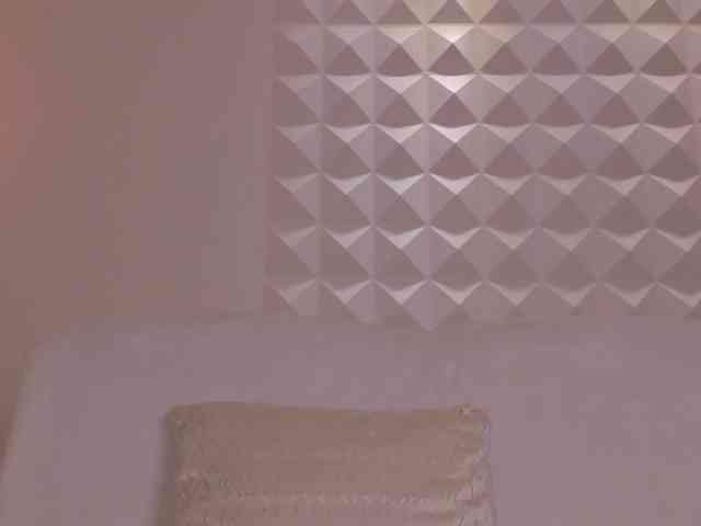 AmbarJames webcam