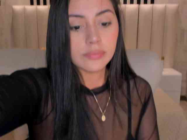 AmbarJames webcam