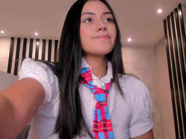 AmbarJames webcam
