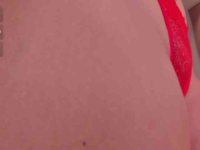 AmbarJames webcam