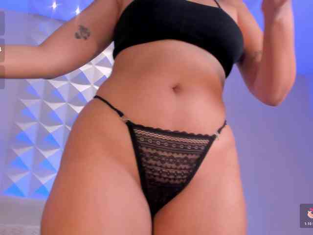 AmbarJames webcam