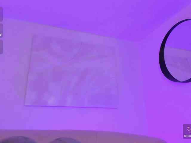 AmbarJames webcam