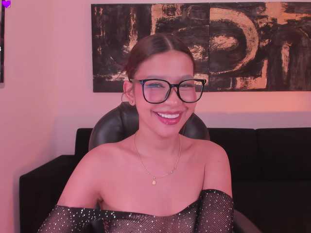SophieHouston live cam on BongaCams