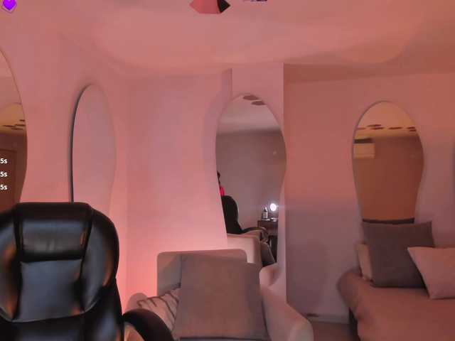 SophieHouston live cam on BongaCams