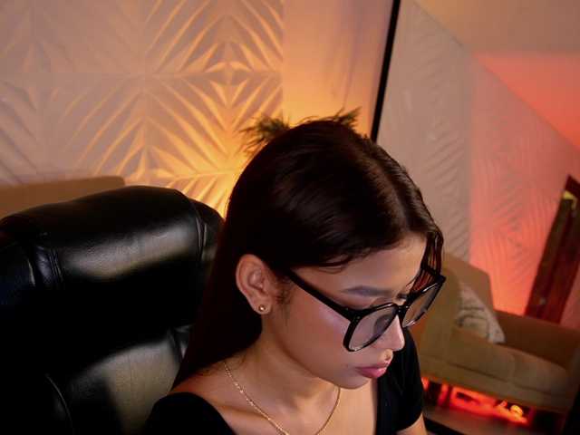 SophieHouston live cam on BongaCams