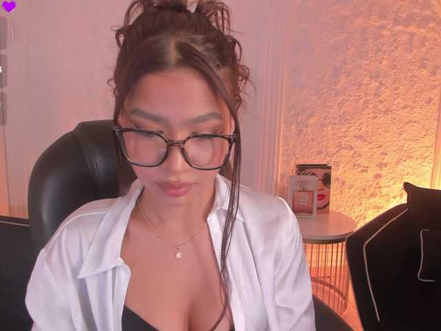 SophieHouston live cam on BongaCams