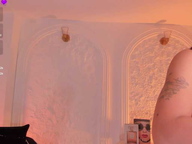 SophieHouston live cam on BongaCams