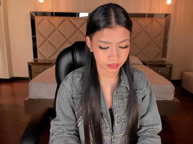 SophieHouston's BongaCams show and profile