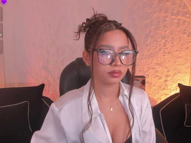 SophieHouston live cam on BongaCams