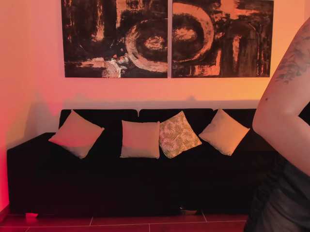 SophieHouston, en directo ahora en BongaCams