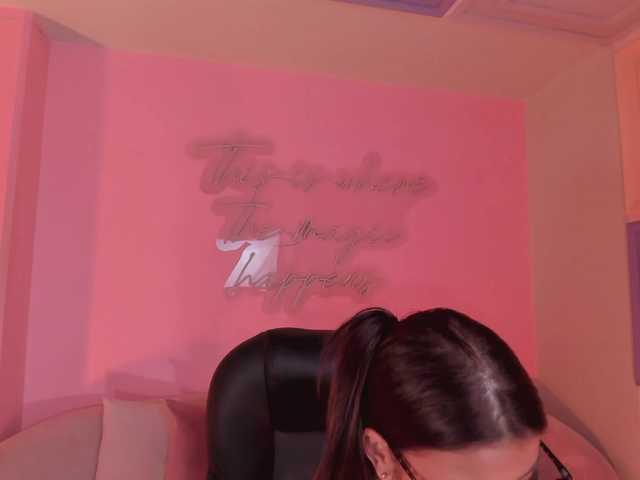 sophiehouston online