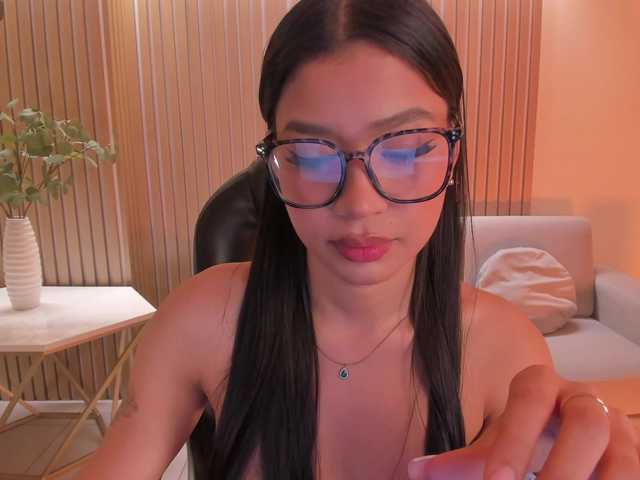SophieHouston live cam on BongaCams
