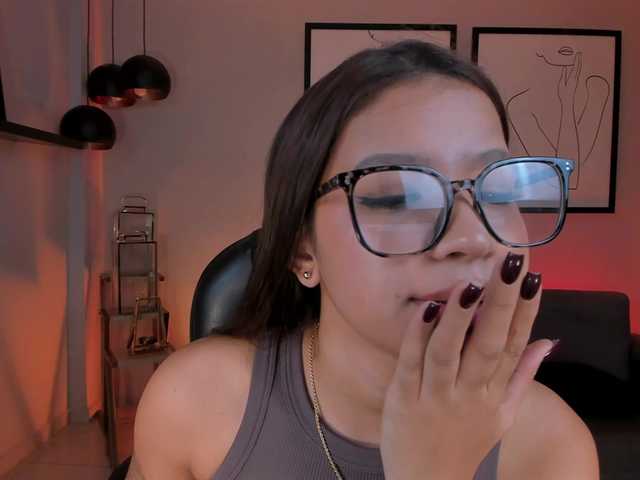 SophieHouston live cam on BongaCams