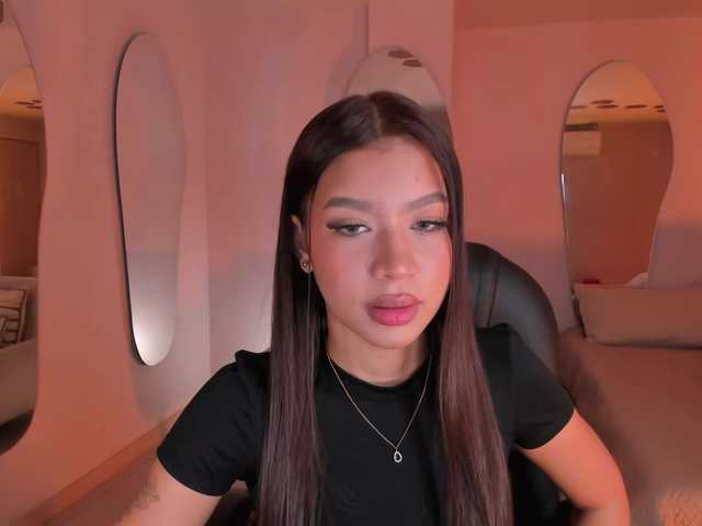 sophiehouston online
