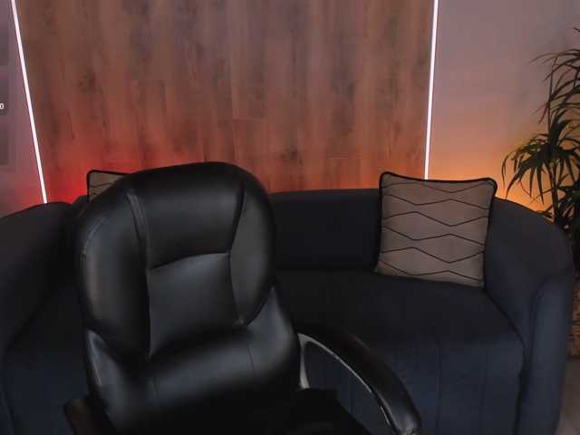 SophieHouston live cam on BongaCams
