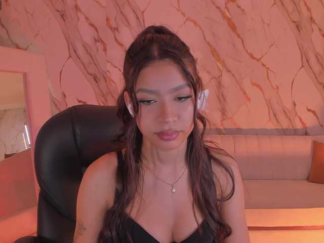 SophieHouston live webcam show
