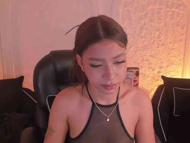 SophieHouston webcam