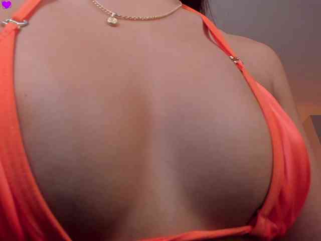 SophieHouston webcam