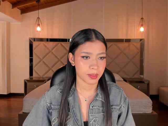 SophieHouston webcam