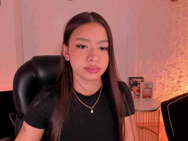 SophieHouston webcam