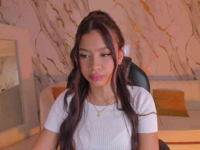 SophieHouston webcam