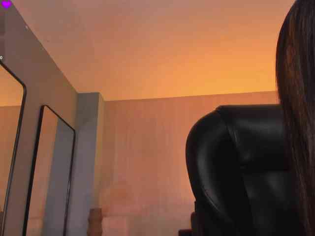 SophieHouston webcam