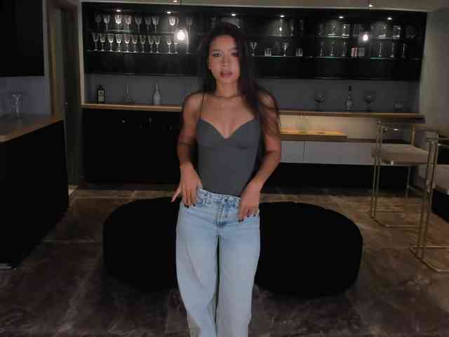 SophieHouston webcam