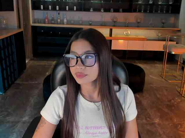 SophieHouston webcam
