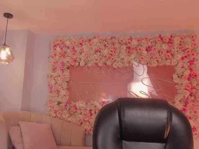 SophieHouston webcam
