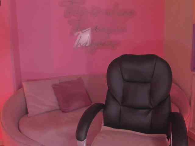 SophieHouston webcam