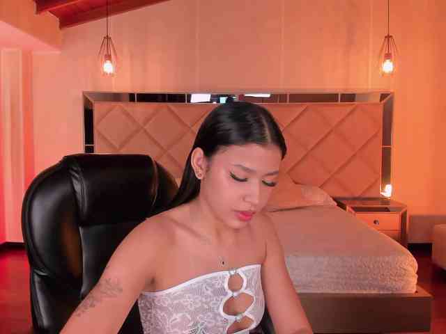 SophieHouston webcam