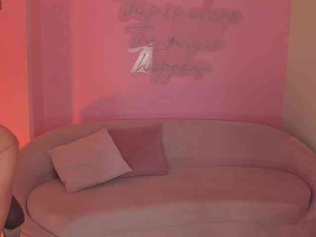 SophieHouston webcam