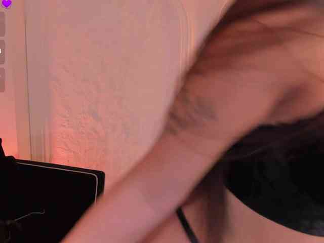 SophieHouston webcam