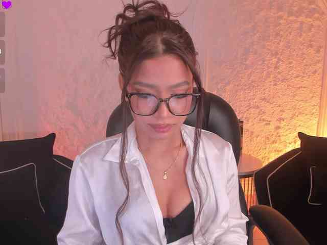 SophieHouston webcam