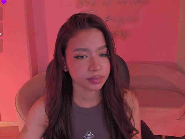 SophieHouston webcam