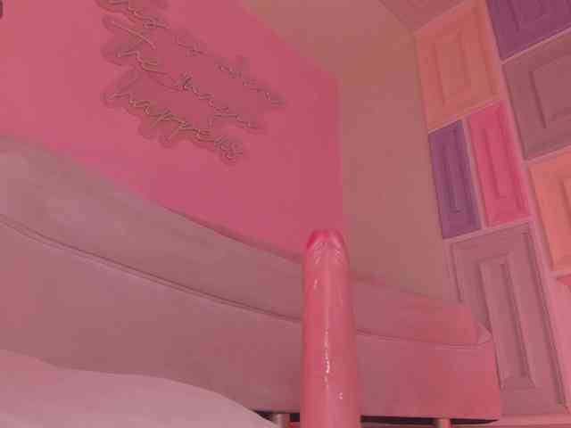 SophieHouston webcam