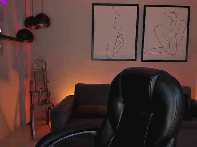 SophieHouston webcam