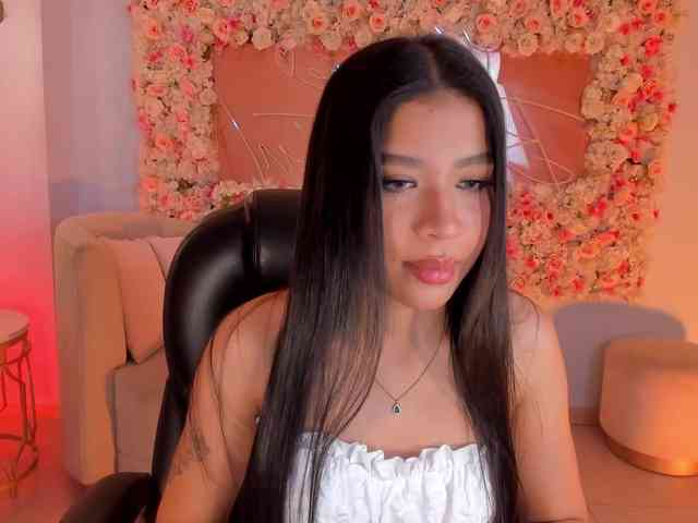 SophieHouston webcam