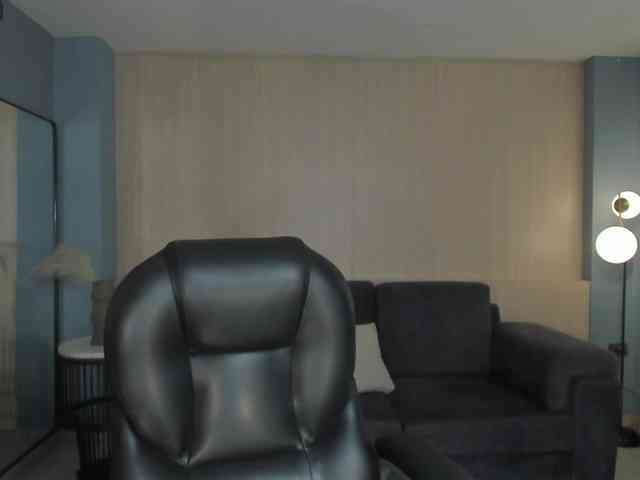 SophieHouston webcam