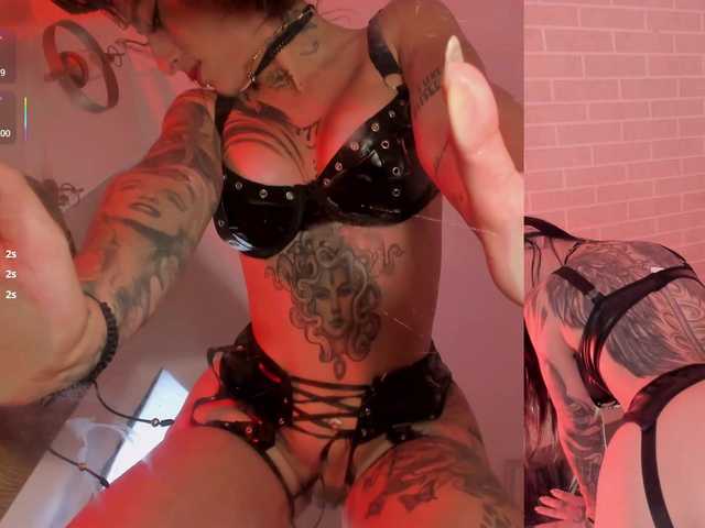 MilaLawrence live webcam show