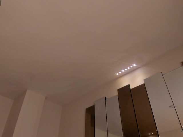 MilaLawrence live cam on BongaCams