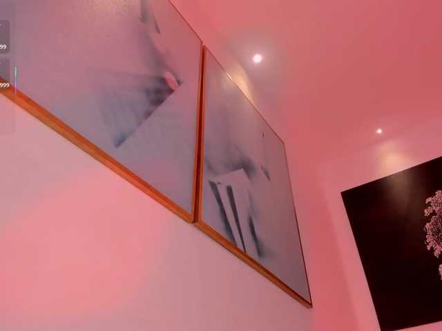 MilaLawrence live cam on BongaCams