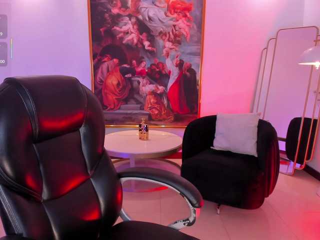 MilaLawrence live cam on BongaCams