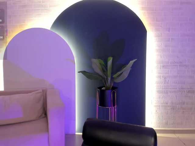 MilaLawrence's BongaCams show and profile