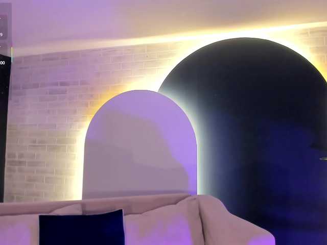 MilaLawrence's BongaCams show and profile