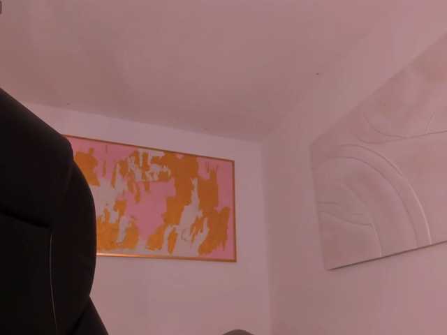 MilaLawrence live cam on BongaCams